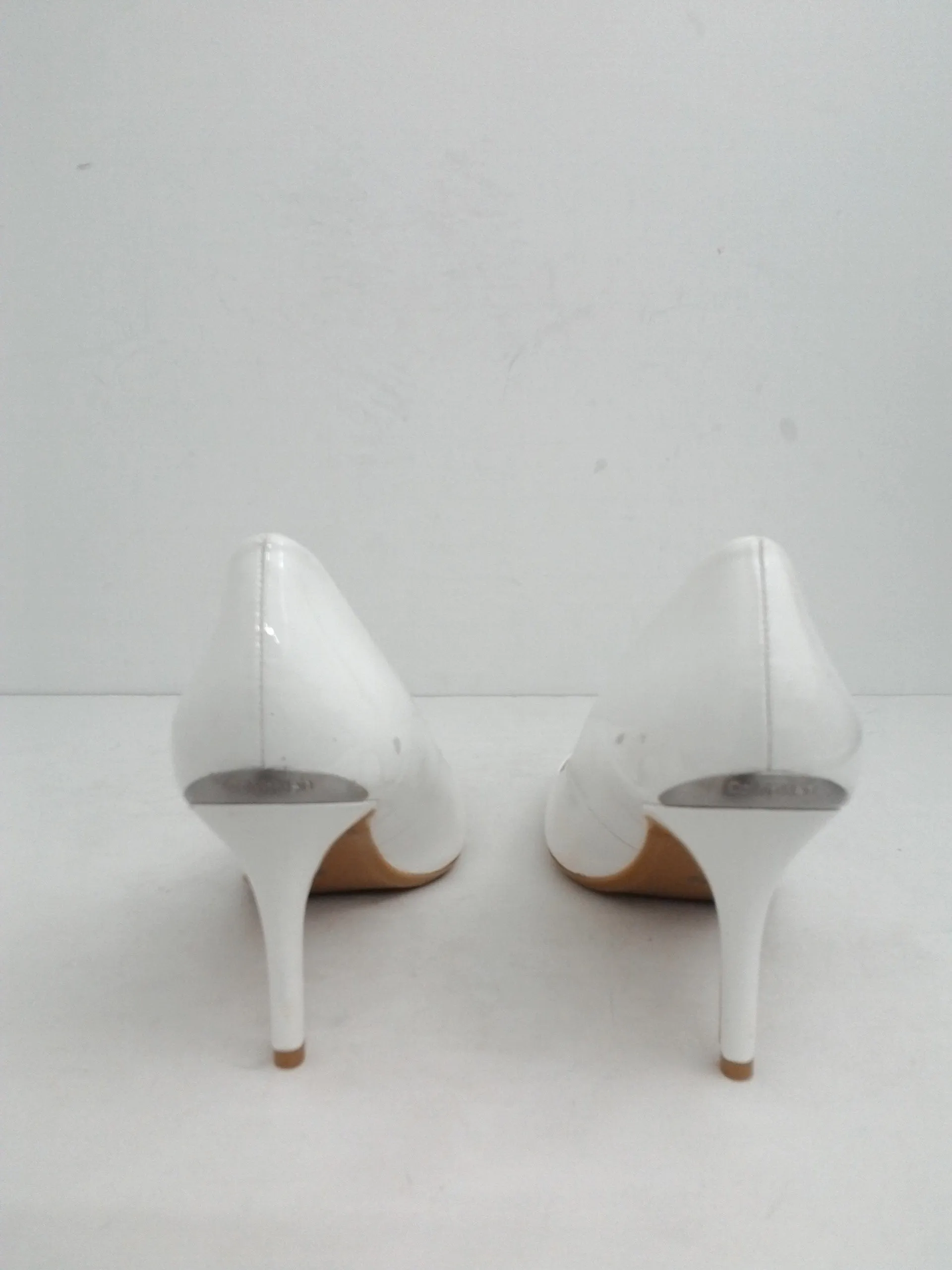 Calvin Klein Women's Gayle white Patent Heels Size 7.5 M