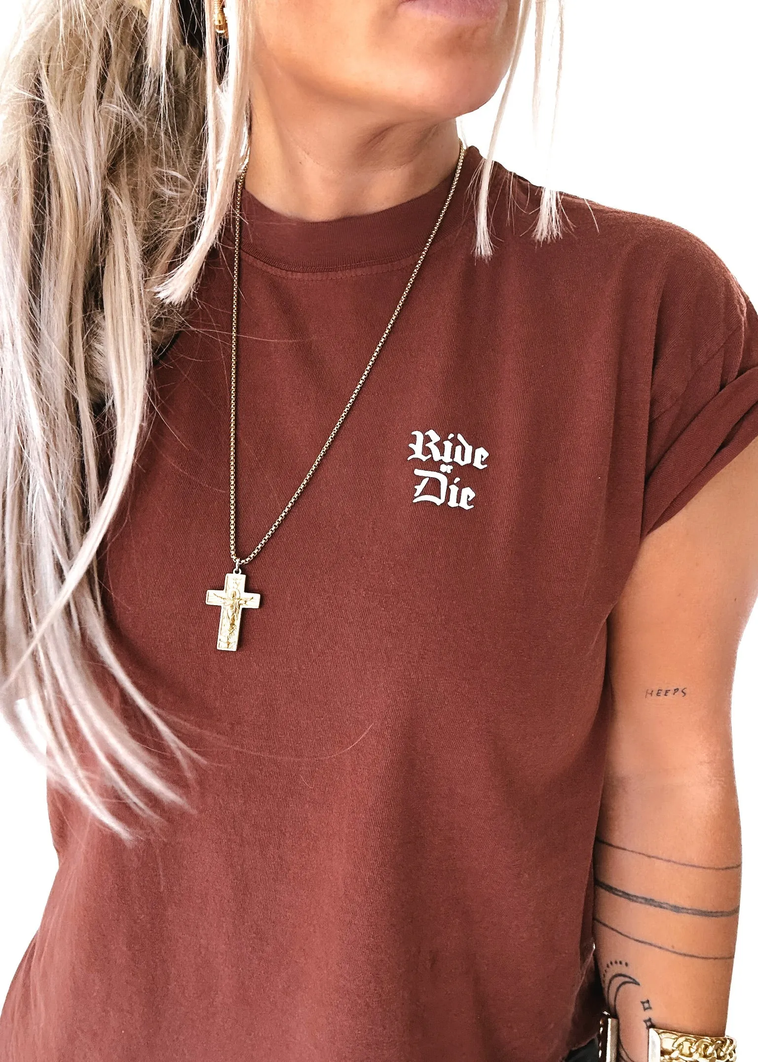 GOTHIC RIDE OR DIE SIDE SLIT TEE